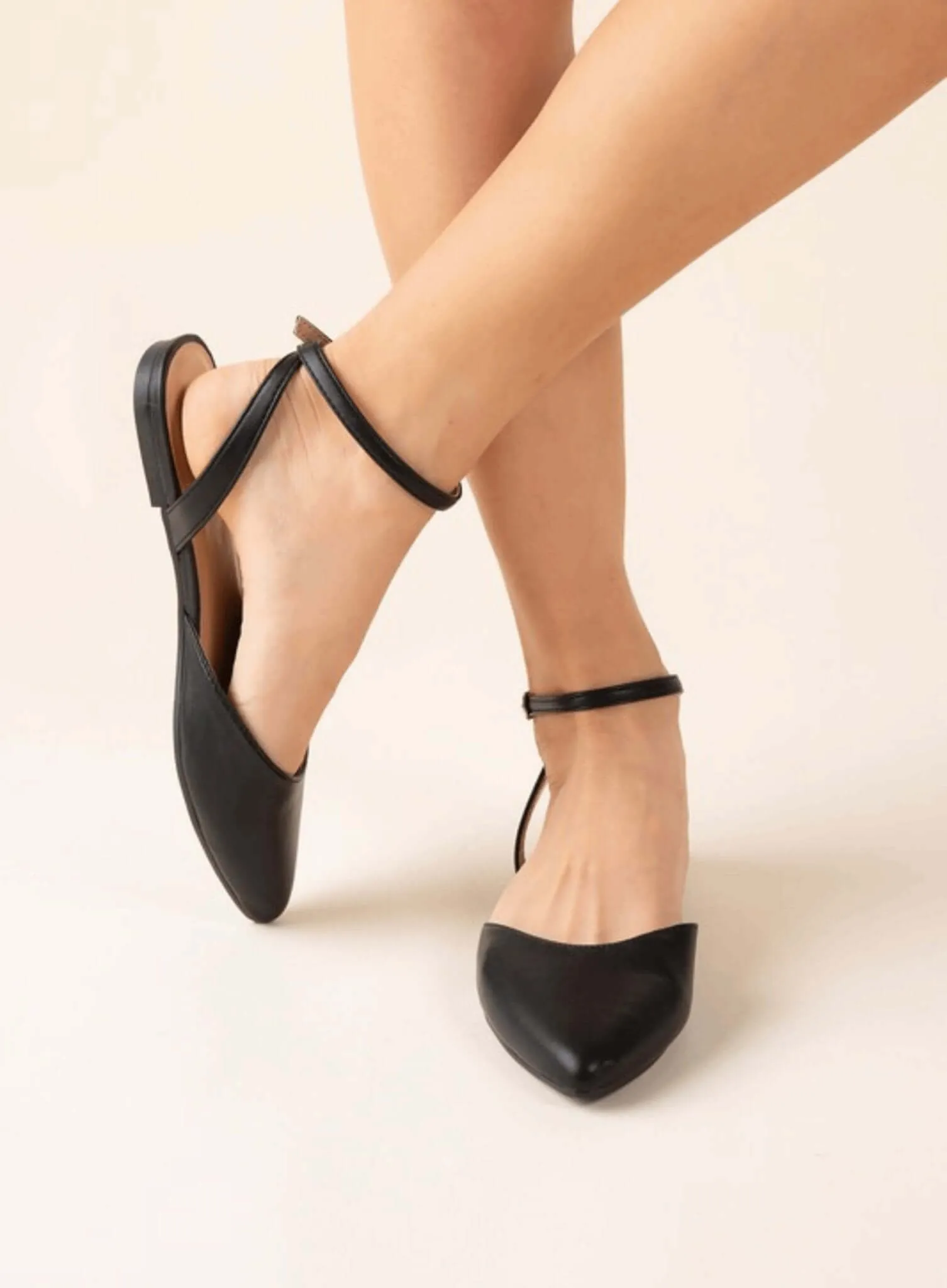 Linden-S Ankle Strap Flats