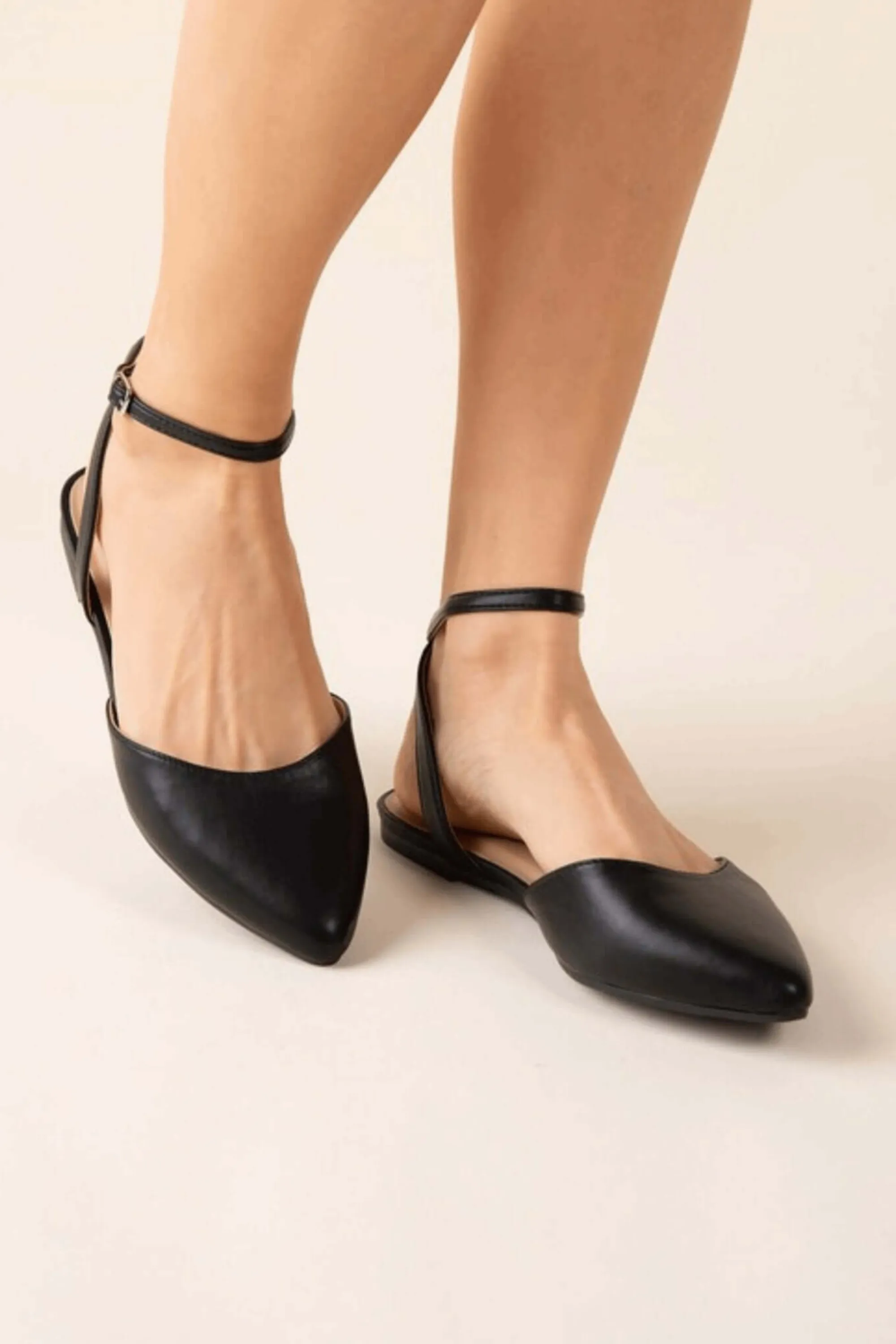 Linden-S Ankle Strap Flats