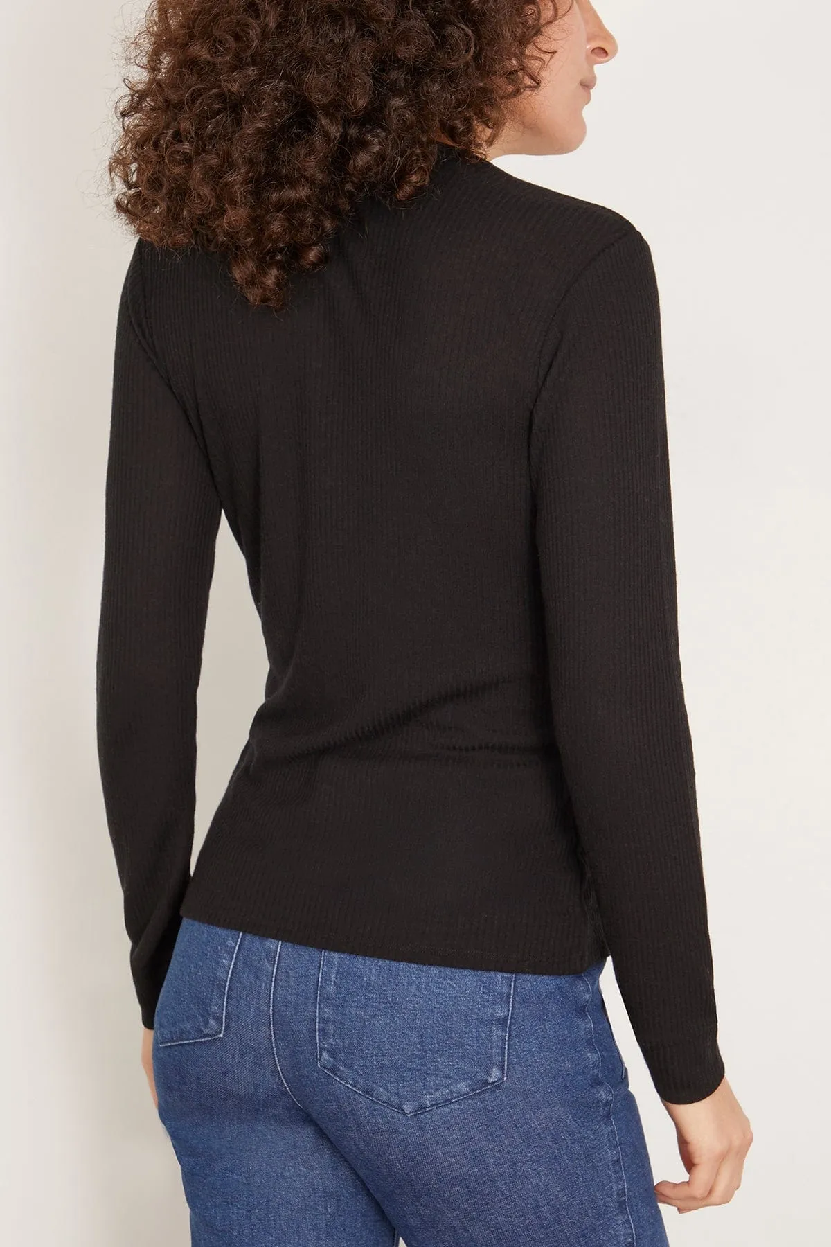 Ortigia Long Sleeve T-Shirt in Black